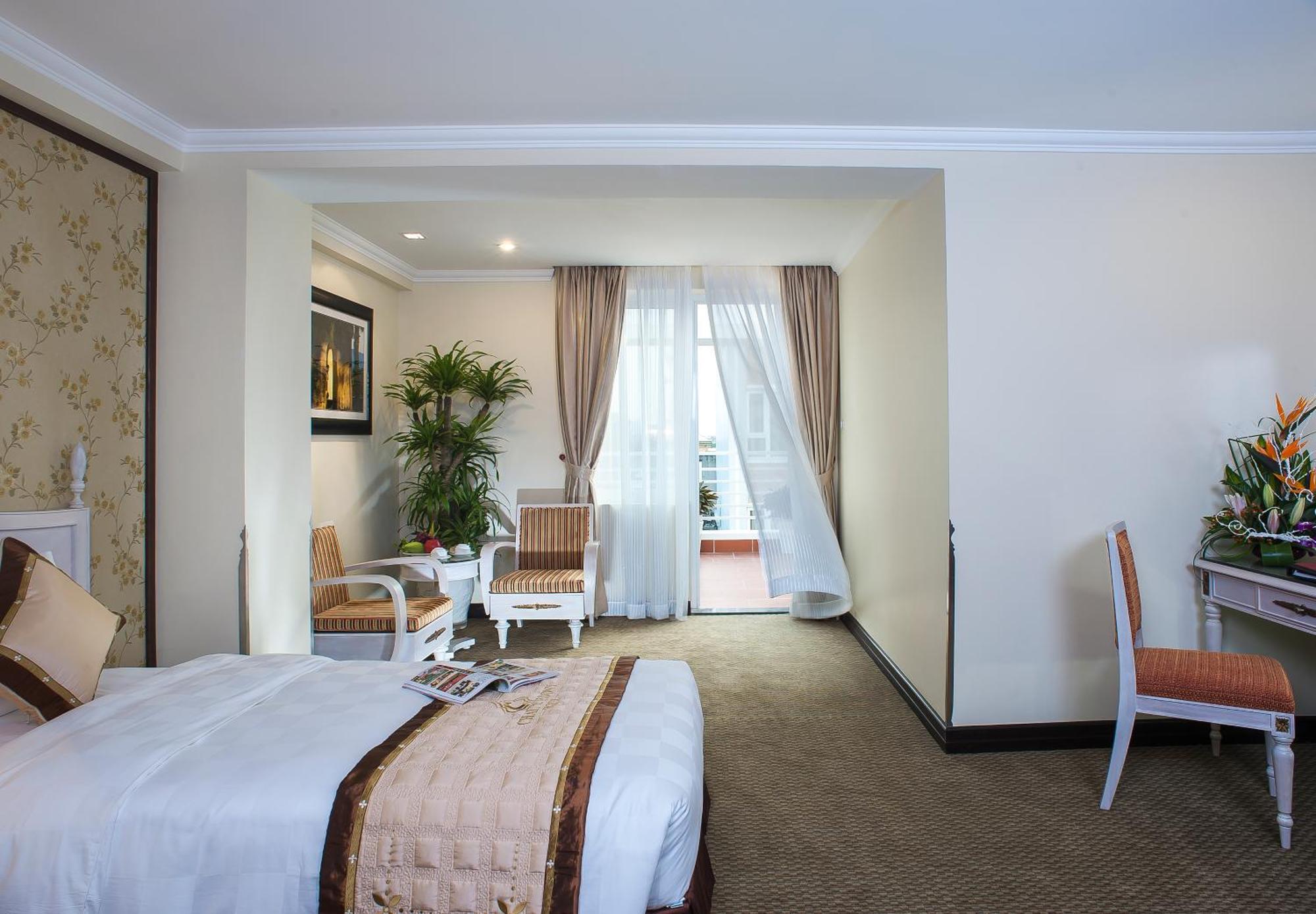 Chalcedony Grand Hotel Ханой Екстериор снимка