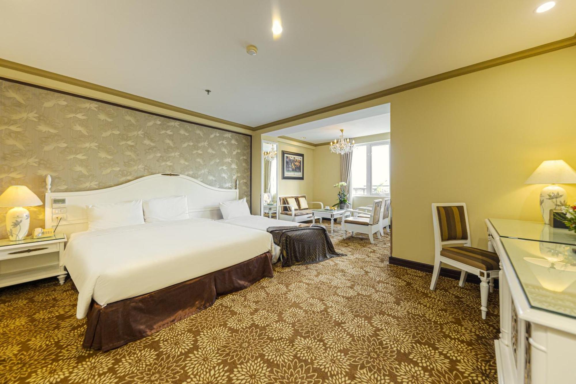 Chalcedony Grand Hotel Ханой Екстериор снимка