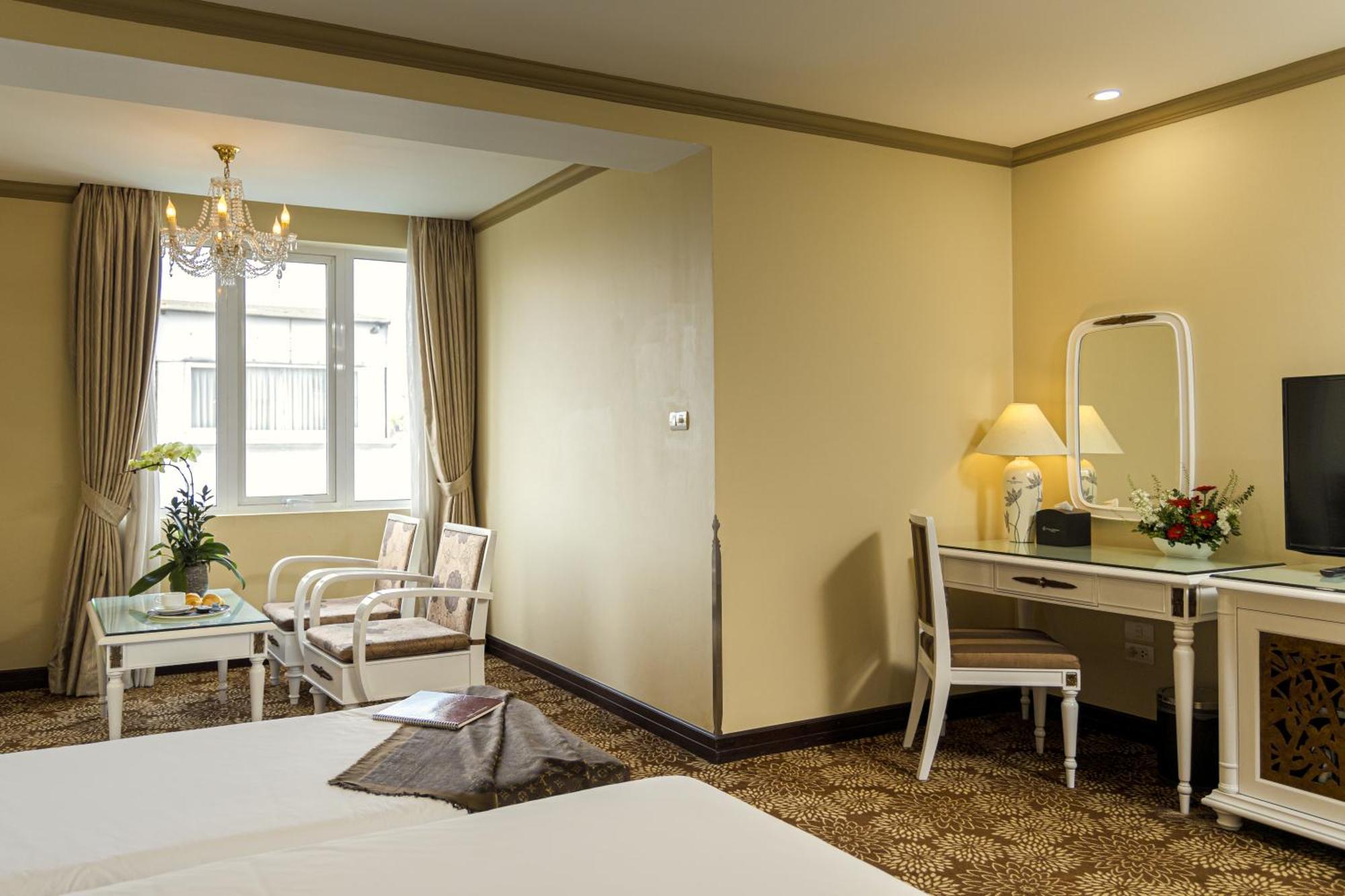 Chalcedony Grand Hotel Ханой Екстериор снимка