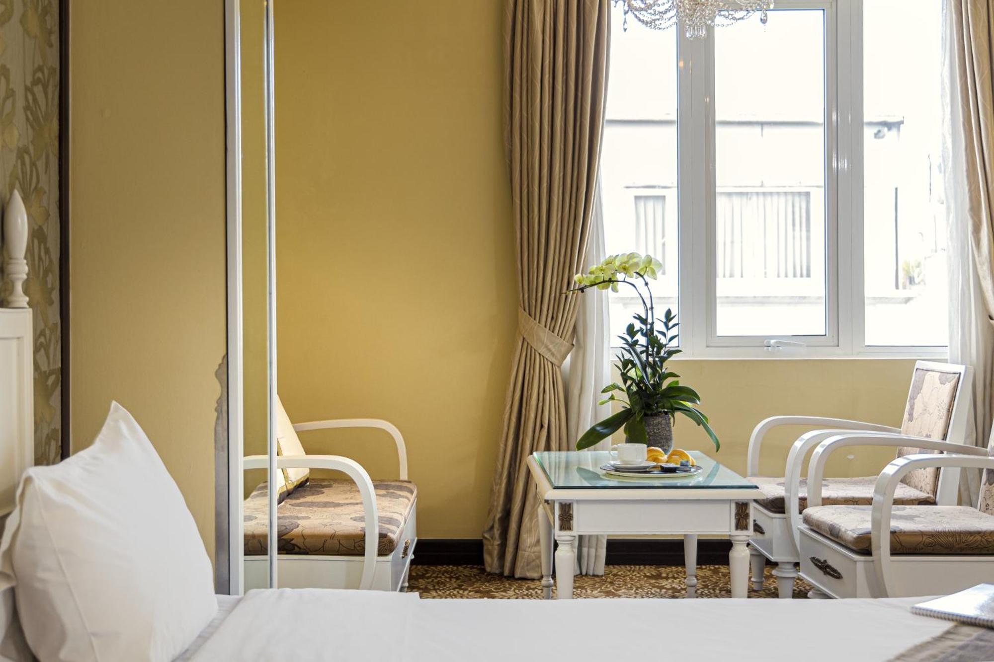 Chalcedony Grand Hotel Ханой Екстериор снимка