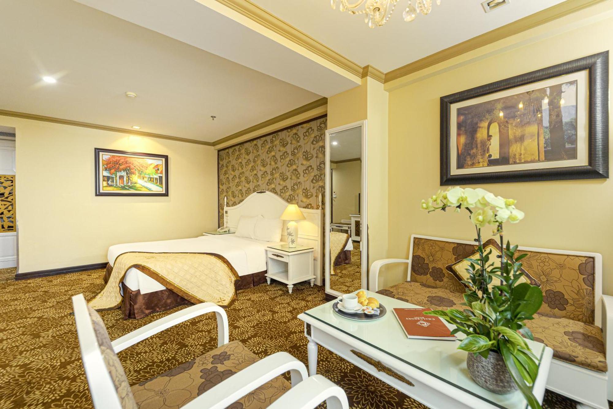 Chalcedony Grand Hotel Ханой Екстериор снимка