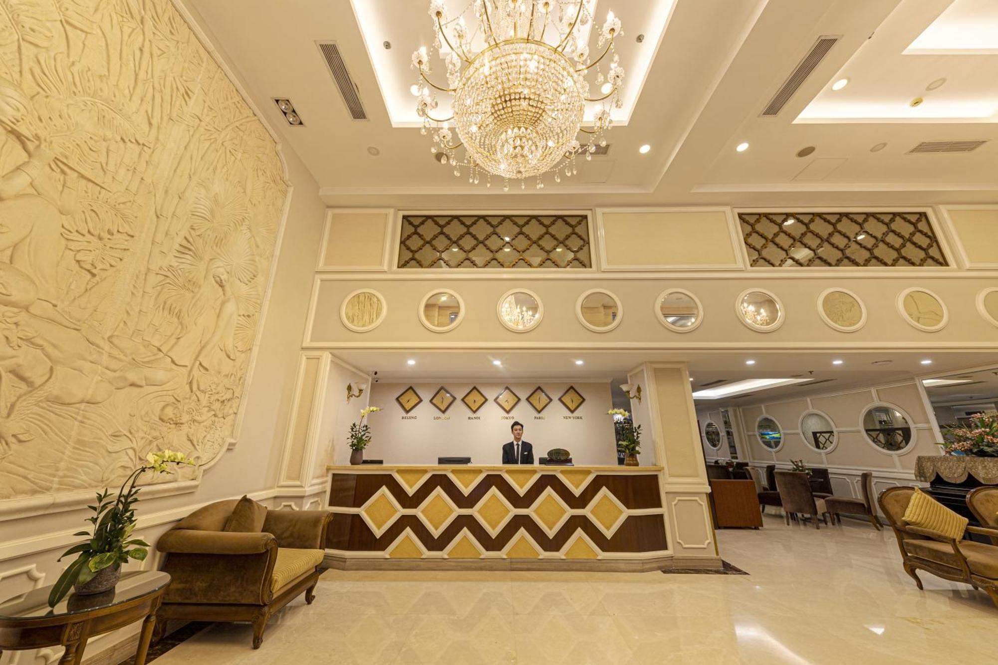 Chalcedony Grand Hotel Ханой Екстериор снимка